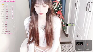 绝世女神~【toyotuback】一看就心动~大长腿~跳蛋黑牛自慰~极品尤物，喷鼻血了兄弟们 (1)